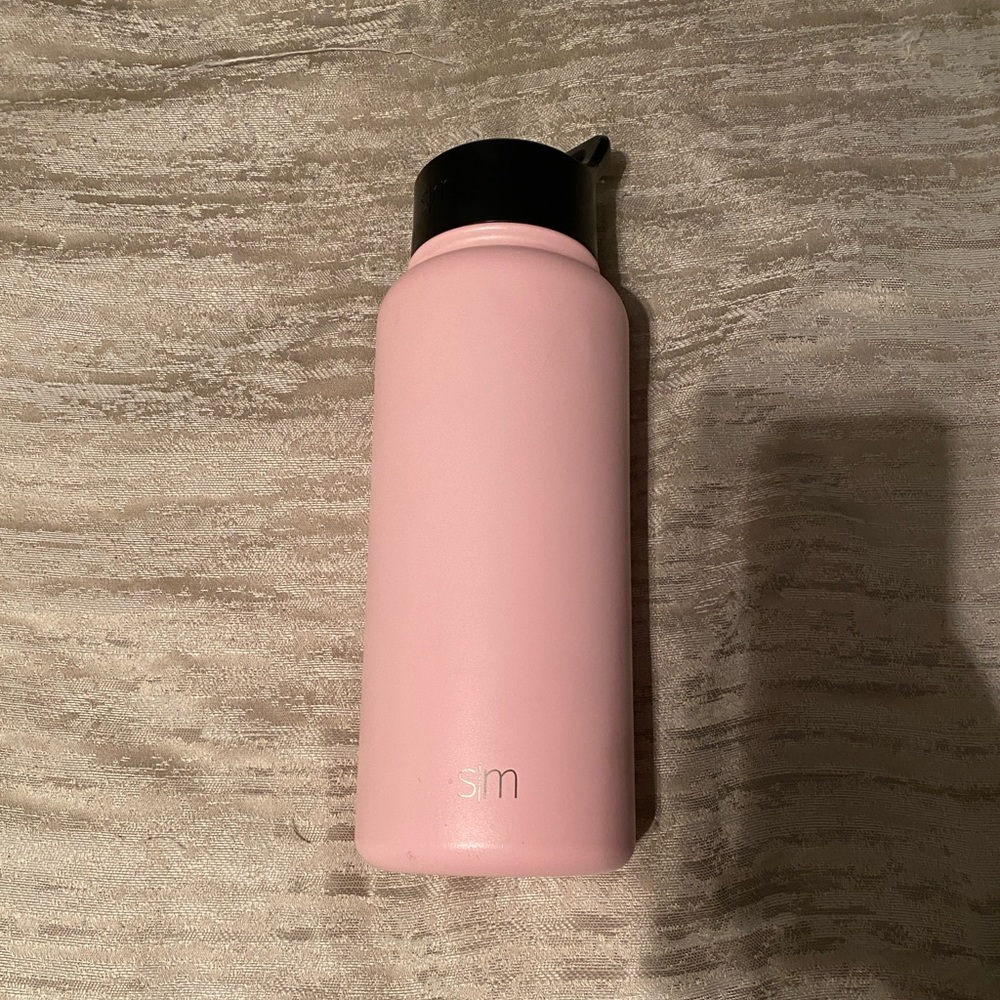 Light pink 32oz S|M water bottle